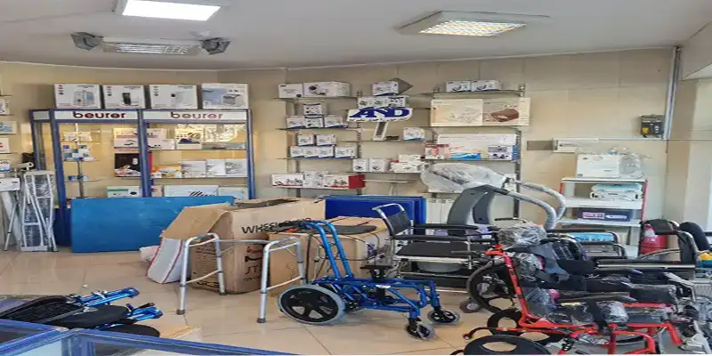 بخشی از فروشگاه رسالایف در اصفهان