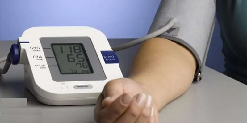 چرا اندازه گیری منظم فشار خون در خانه ضروری است؟